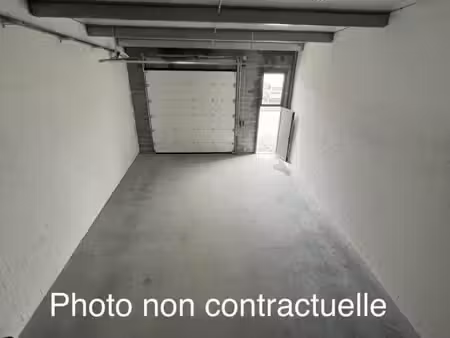 vente entrepôt 110m²