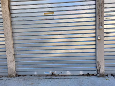 box ferme de 14m2 dans le 4eme arrondissement