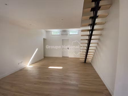 maison de ville proche des commodités