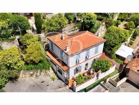charmante maison de ville 4 pièces à menton