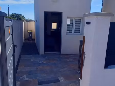 maison meublée de 32 m² avec petit extérieur
