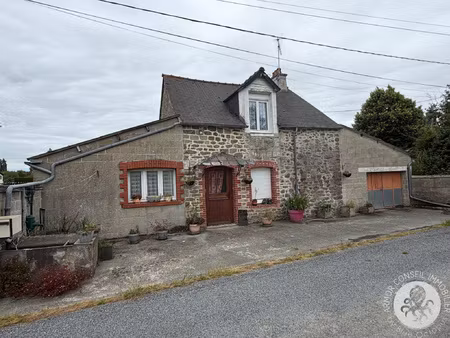 maison en pierres à vendre hameau calme proche de plancoët