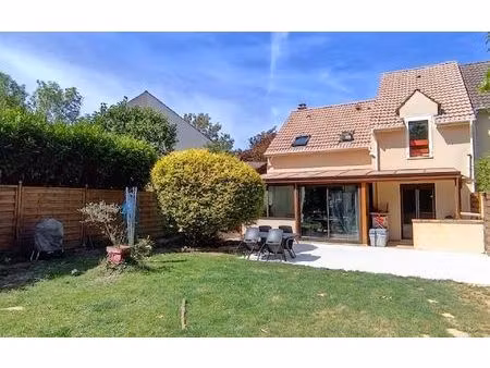 maison saint-pierre-du-perray 115 m² t-5 à vendre  359 000 €