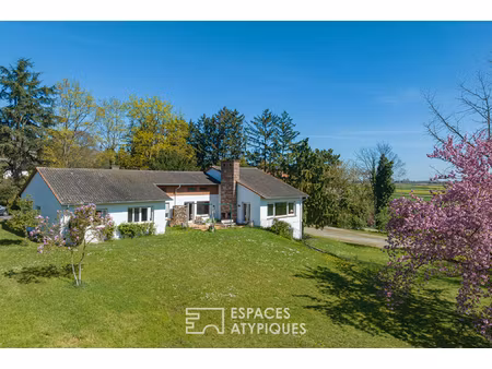 villa d'architecte au potentiel exceptionnel sur la colline de blaesheim