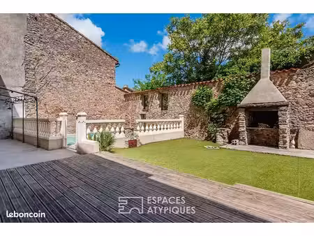propriété 7 pièces 300 m²