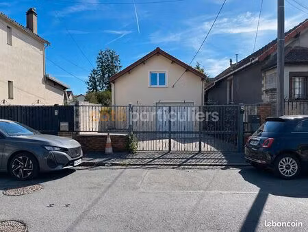 immeuble 5 pièces 195 m²