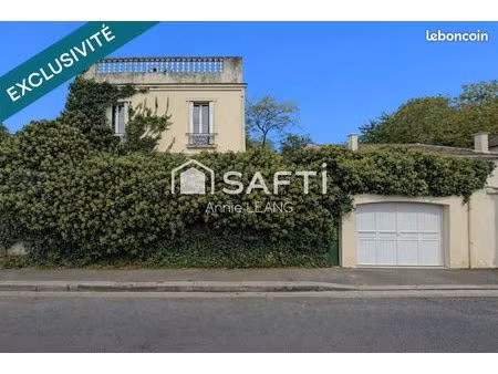 maison de ville 7 pièces 150 m²