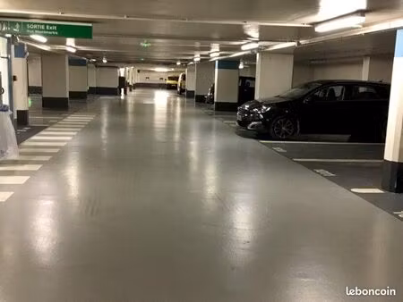 loue parking – place de la bourse – sécurisé