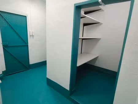 vend cave / box / stockage 10 m2