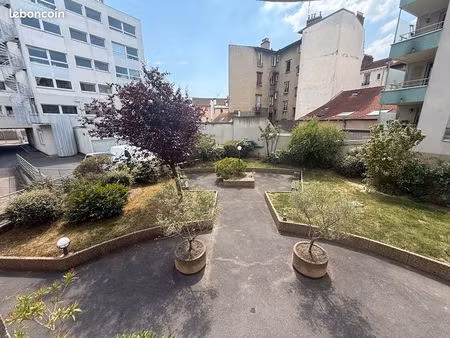 appartement 2 pièces 53 m²