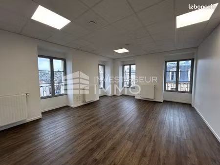 bureaux 184 m²