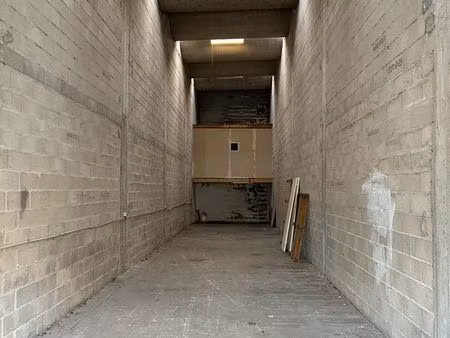 local de stockage 100 m² à bagnolet – proche paris / montreuil