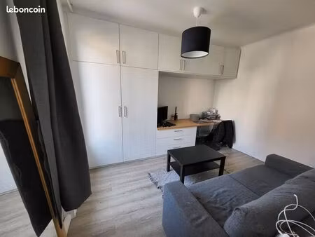 studio 1 pièce 20 m²