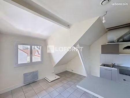 studio 1 pièce 26 m²