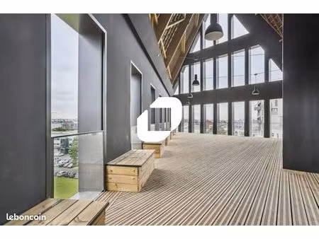 bureau 4 742 m²