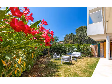 appartement sanary-sur-mer 86.75 m² t-3 à vendre  583 000 €
