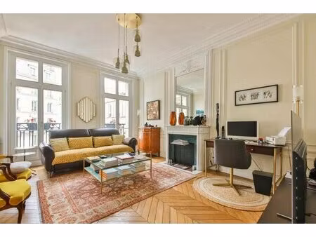 appartement 3 pièces de 112 m² à neuilly-sur-seine