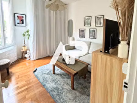 studio meublé à enghien-les bains