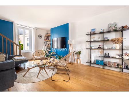 appartement t4- duplex- hyper centre