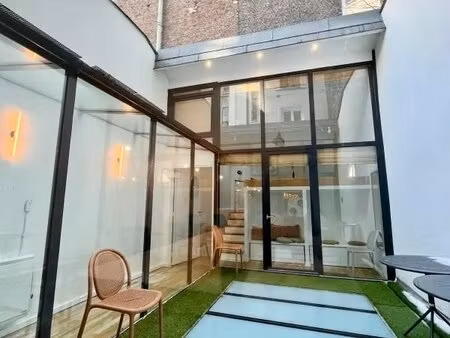 location bureaux 180 m²