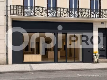 vente commerce montlucon 03100 135m²