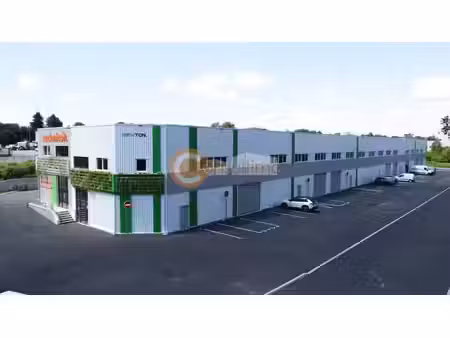 vente local d’activités tresses 33370 344m²