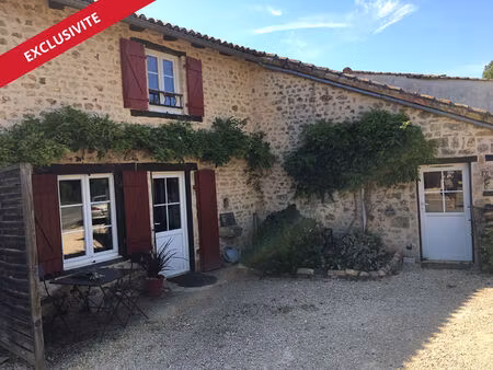 maison à vendre à celle levescault - 7 pièces  167 m²