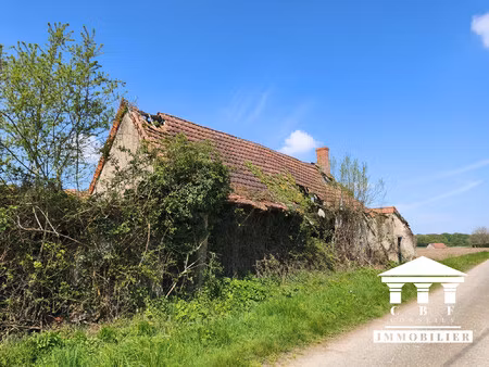 a vendre maison entièrement à renover