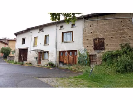 en vente -olliergues - maison en pierres 3 chambres terrain