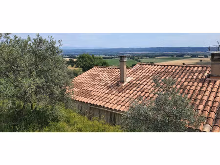 villa lumineuse sur les hauteurs de corbieres en provence