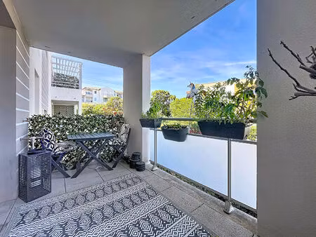 grabels - t3 54 m² avec terrasse sans vis-à-vis et parking