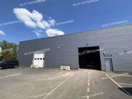 location local d’activités le cellier 44850 1060m²