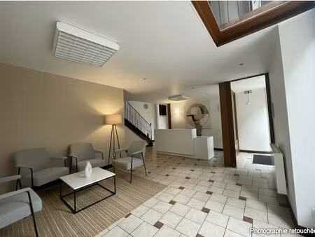 local commercial 176 m² – au coeur de saint-flour