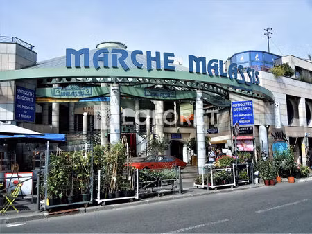 local commercial saint ouen sur seine 16 m2