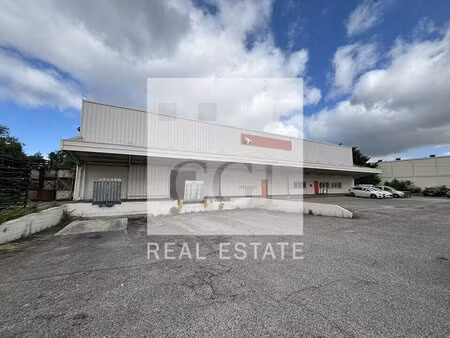 location local d’activités villeurbanne 69100 1250m² à 2500m²