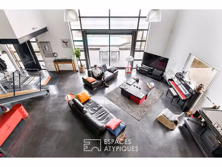 maison contemporaine avec piscine à castelginest