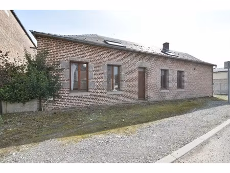 maison à rénover entièrement avec beau potentiel – le sart