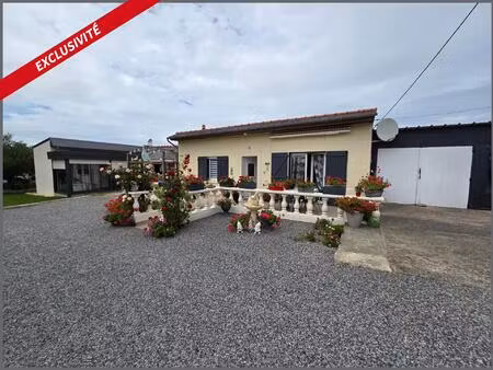 ensemble de 2 maisons