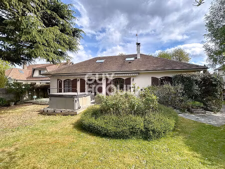 limeil-brévannes : très grande maison à vendre