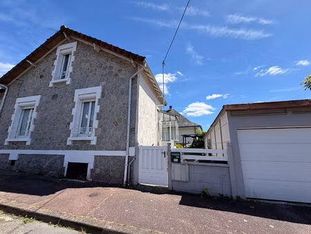 maison années 30 avec garage - spécial investisseurs