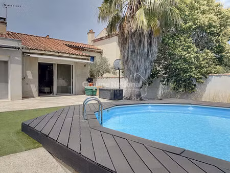 villa de type 4/5 avec piscine secteur la molle berre l'etang