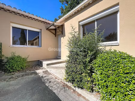 villa plain pied terrasse jardin