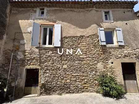 belle maison de village rénovée avec terrasses