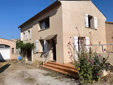 maison de village avec terrasse et garage