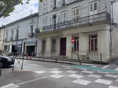 appartement type 2  avenue gambetta  proche parking et coulé