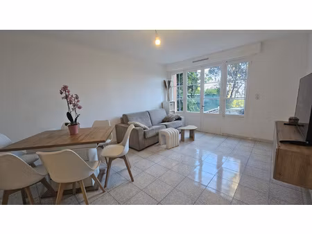 appartement grasse 3 pièces rez-de-jardin