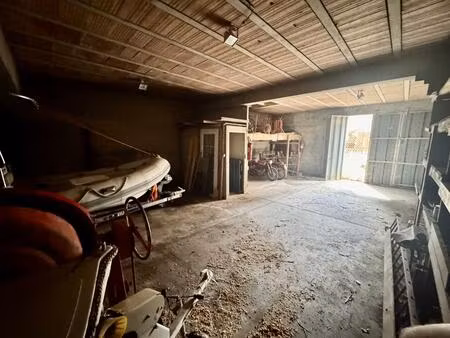 garage