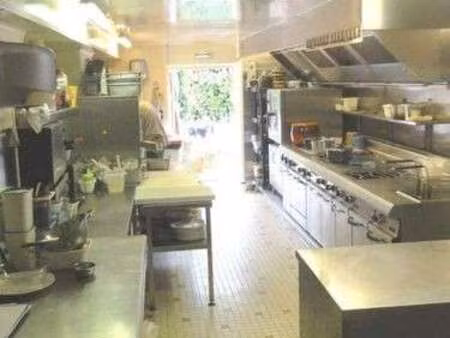 vente maison à motreff (29270) : à vendre / 458m² motreff