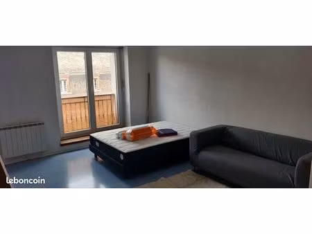 part loue grand studio 32m2 plein centre