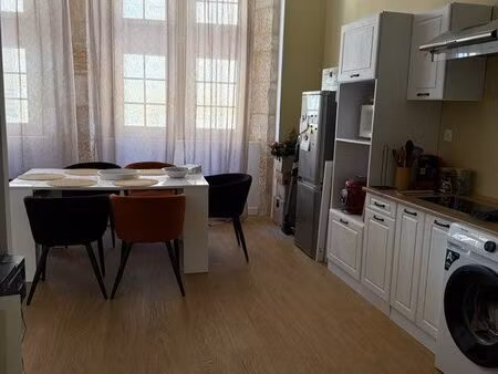 à louer – appartement t2 de 60 m² entièrement rénové – bergerac – 550 /mois
